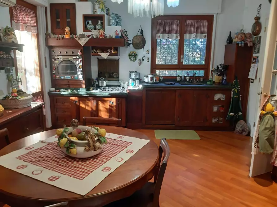 Immagine 6 di Appartamento in vendita  a Livorno