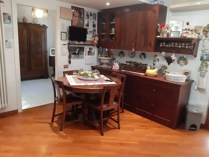 Immagine 7 di Appartamento in vendita  a Livorno