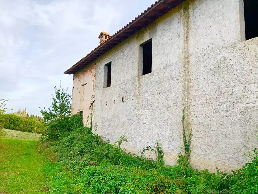 Immagine 10 di Casa colonica in vendita  a Cerreto Guidi