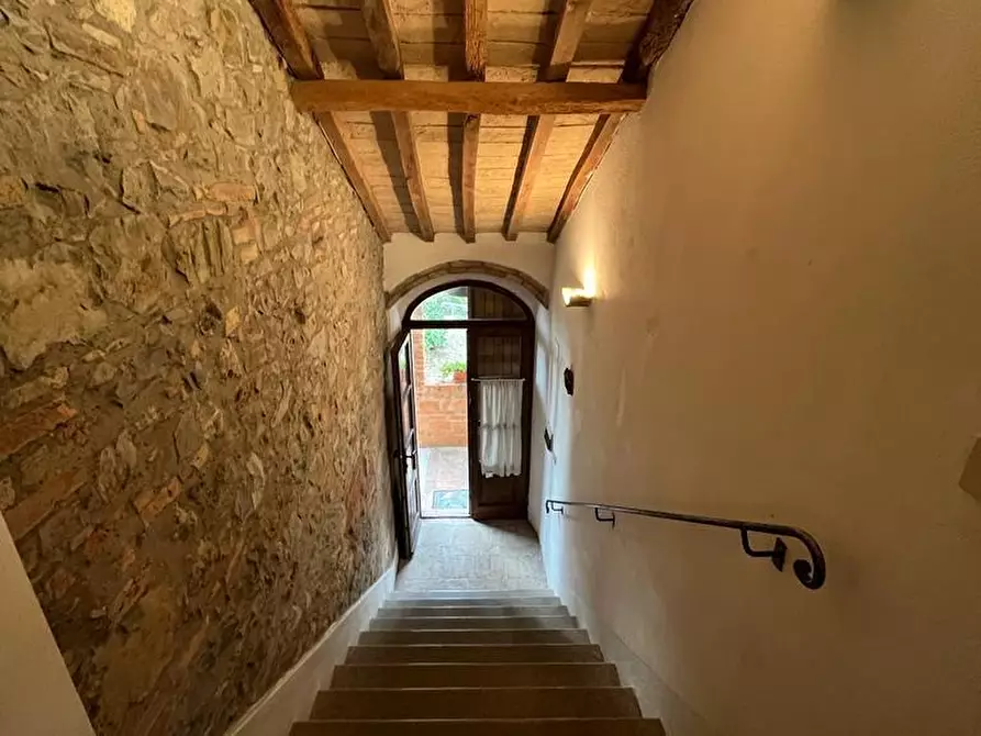 Immagine 33 di Casa colonica in vendita  a Santa Luce