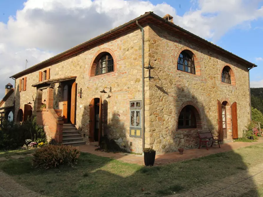 Immagine 13 di Casa colonica in vendita  a Santa Luce