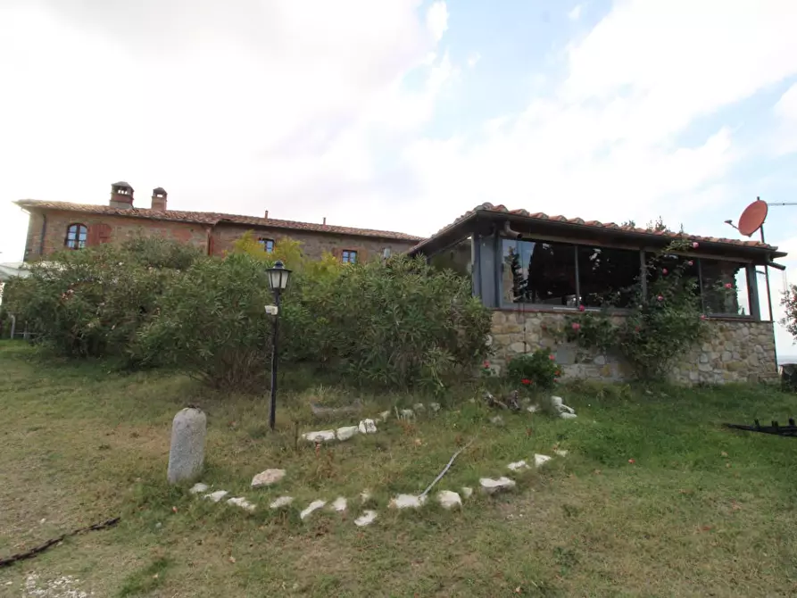 Immagine 21 di Casa colonica in vendita  a Santa Luce