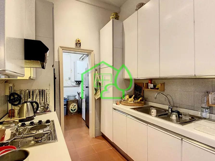 Immagine 8 di Villa in vendita  a Viareggio