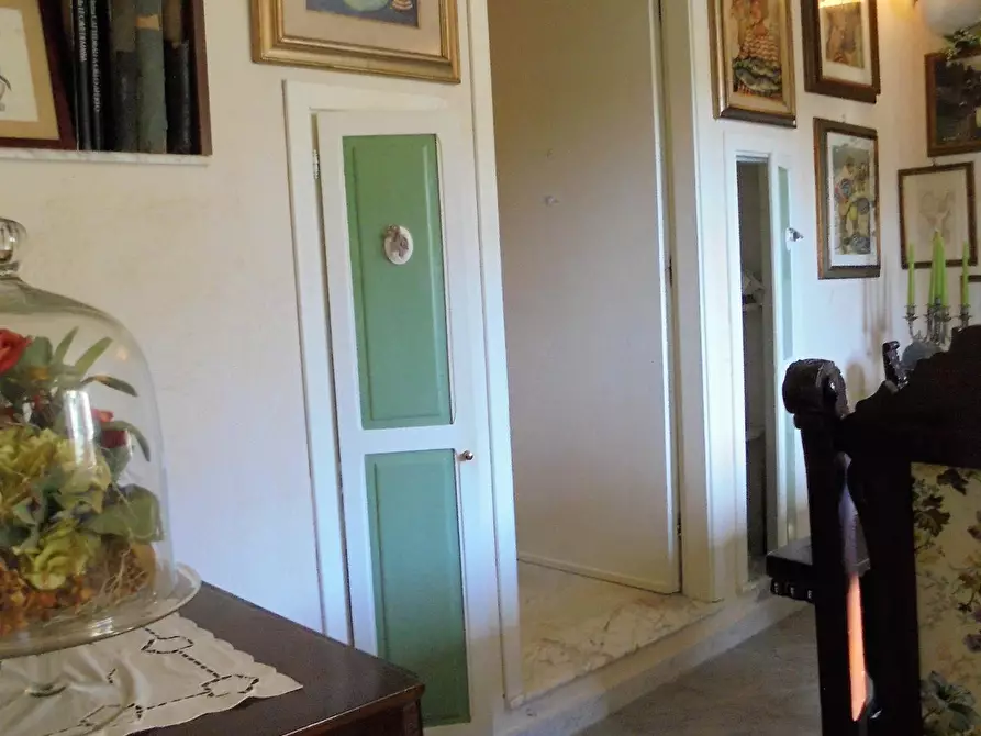 Immagine 12 di Appartamento in vendita  a Massa