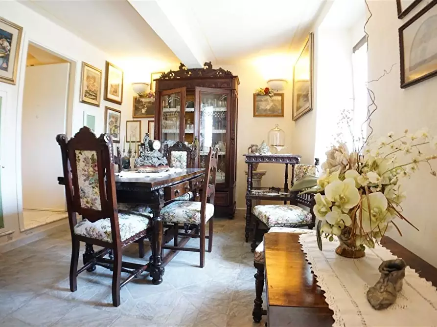 Immagine 32 di Appartamento in vendita  a Massa