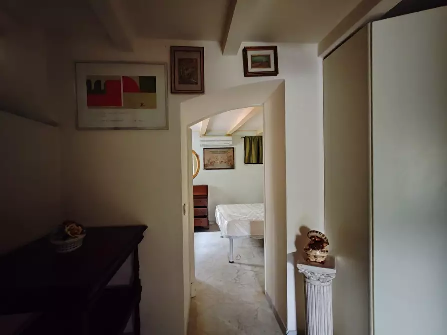 Immagine 47 di Appartamento in vendita  a Massa