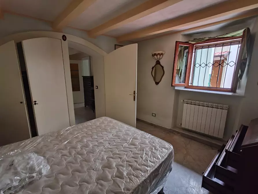 Immagine 25 di Appartamento in vendita  a Massa