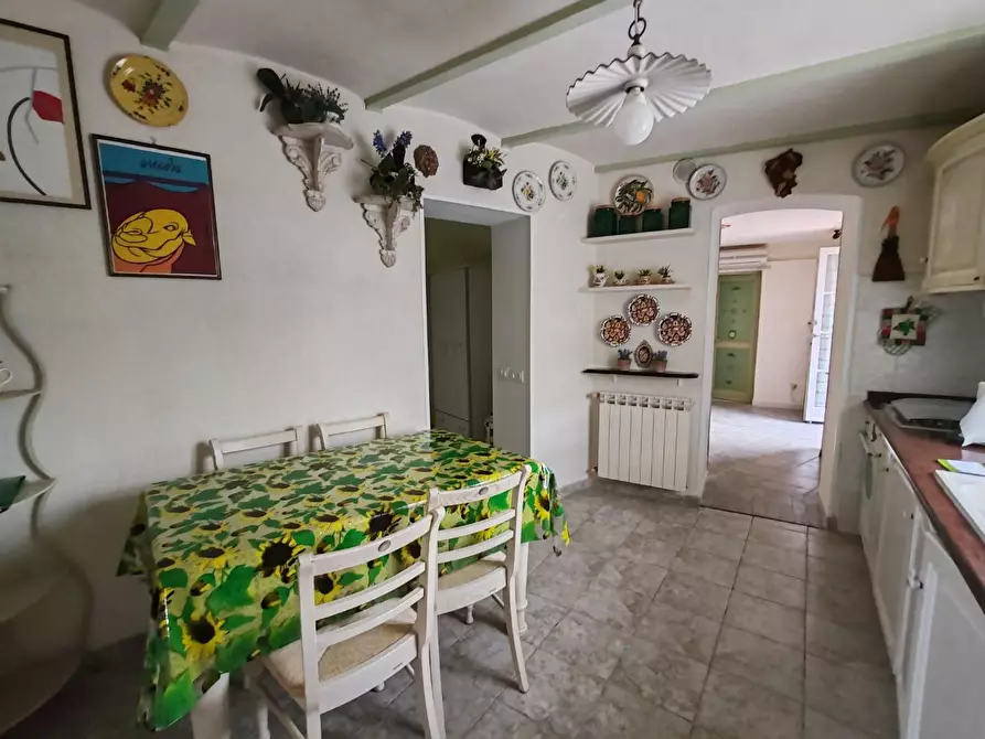 Immagine 20 di Appartamento in vendita  a Massa