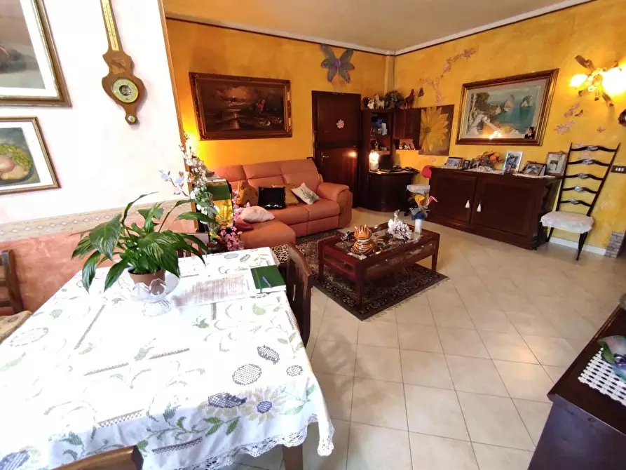 Immagine 16 di Appartamento in vendita  a Ameglia