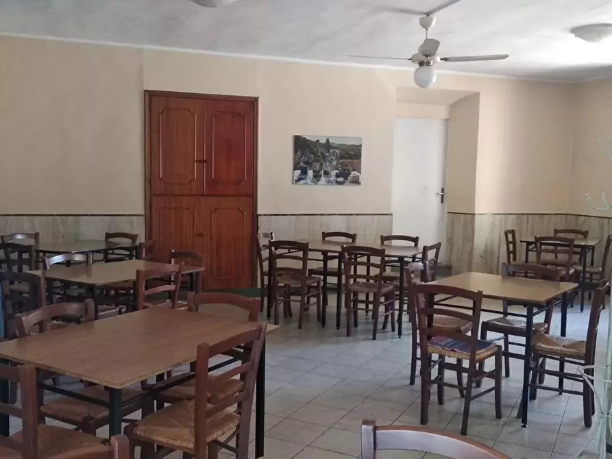 Immagine 15 di Palazzo in vendita  a Campagnatico