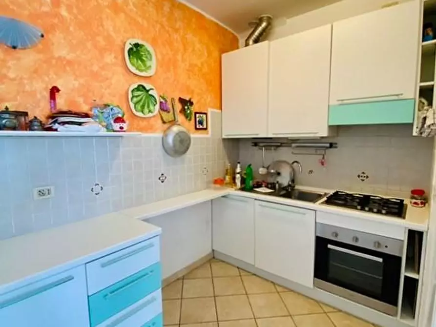 Immagine 8 di Appartamento in vendita  a Massa