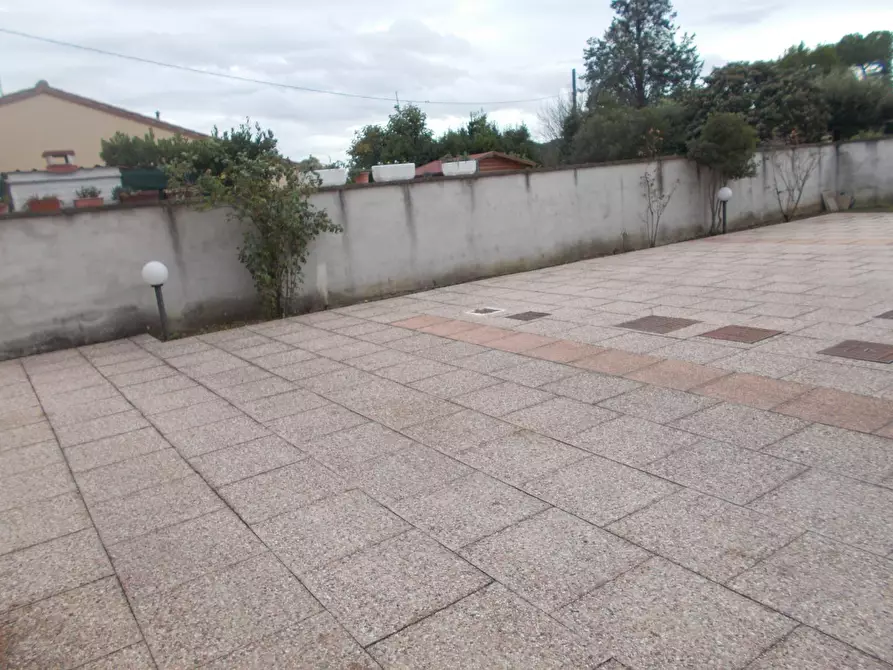 Immagine 17 di Appartamento in affitto  a Pontedera