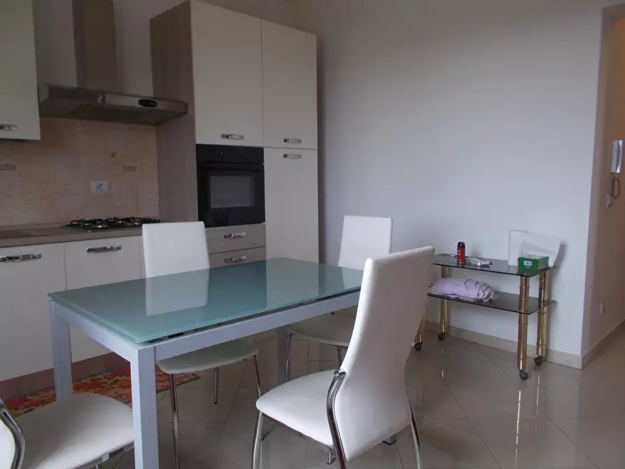 Immagine 7 di Appartamento in affitto  a Pontedera