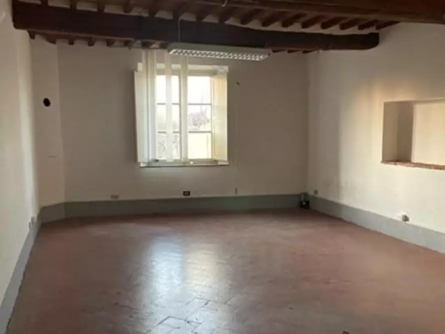 Immagine 17 di Appartamento in affitto  a Pisa