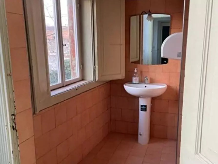 Immagine 7 di Appartamento in affitto  a Pisa