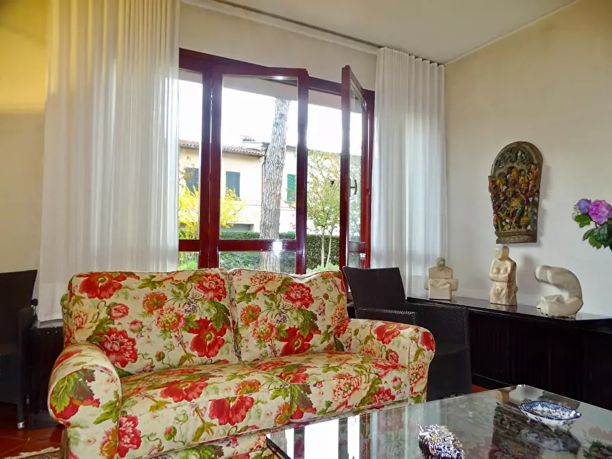 Immagine 8 di Villa in vendita  a Santa Croce Sull'arno