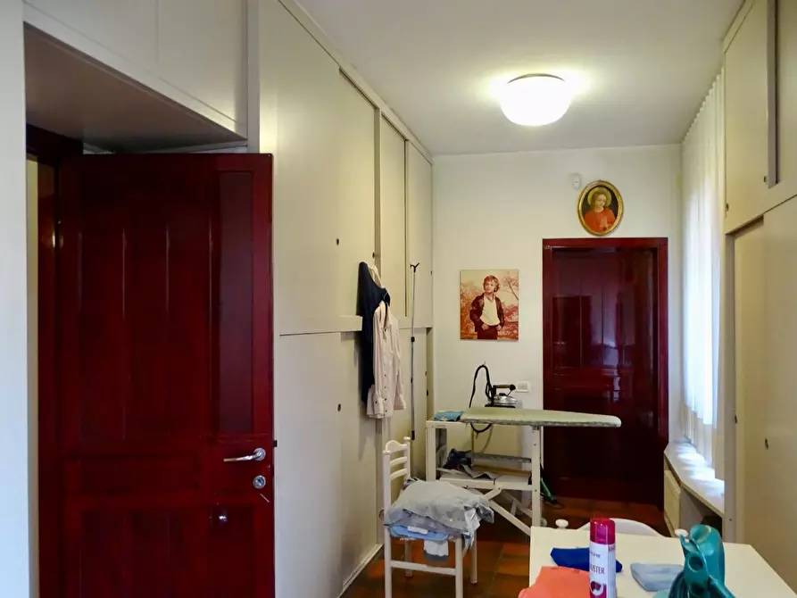 Immagine 14 di Villa in vendita  a Santa Croce Sull'arno