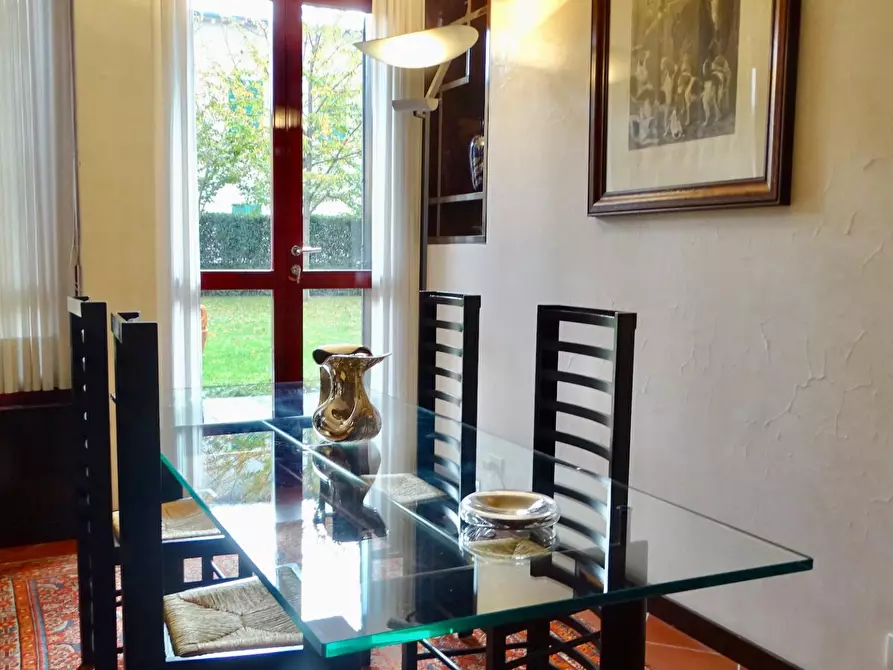 Immagine 5 di Villa in vendita  a Santa Croce Sull'arno