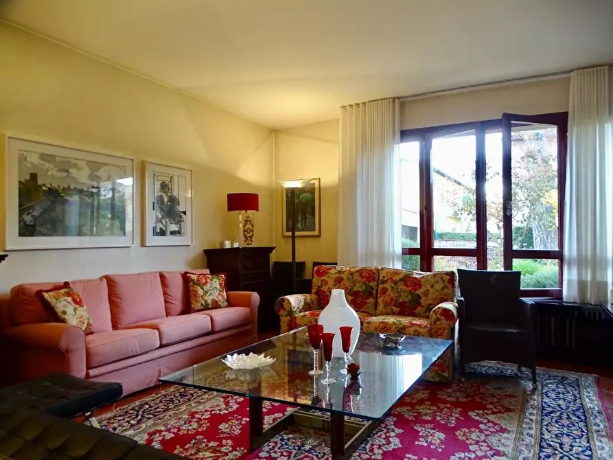 Immagine 7 di Villa in vendita  a Santa Croce Sull'arno