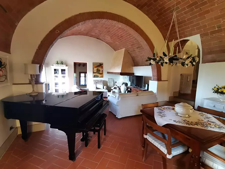 Immagine 19 di Rustico / casale in vendita  a Palaia