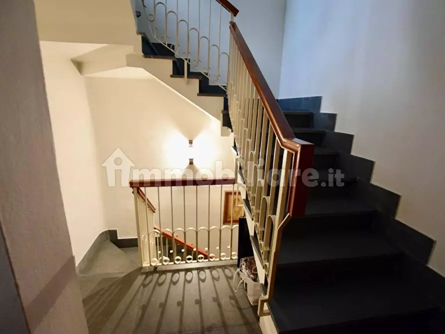 Immagine 37 di Villa in vendita  a Pontedera