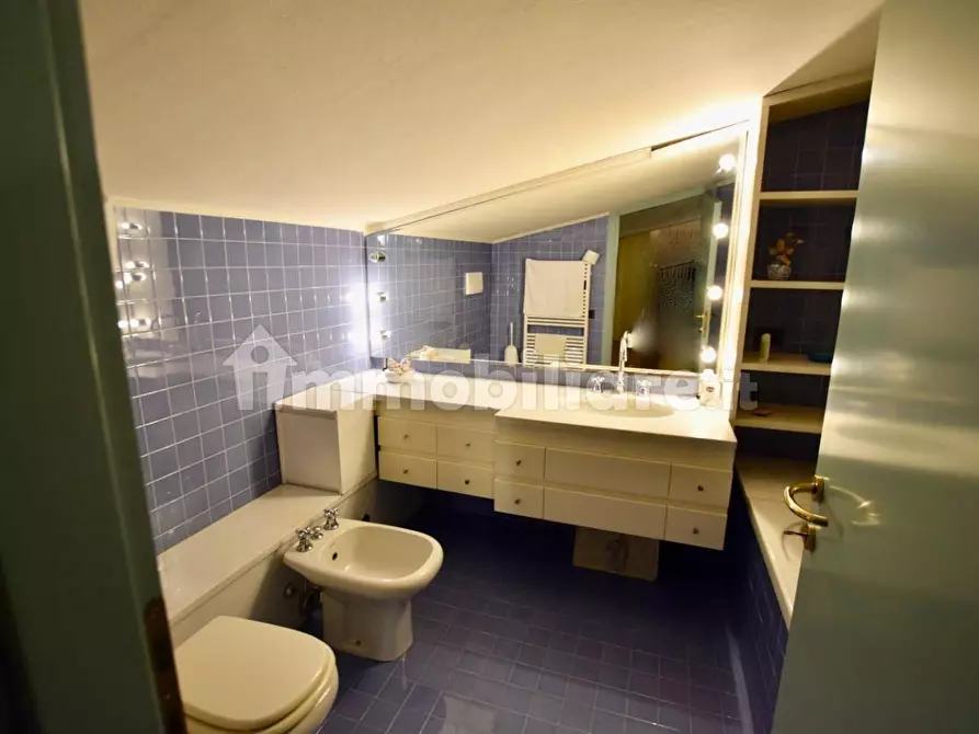 Immagine 46 di Villa in vendita  a Pontedera