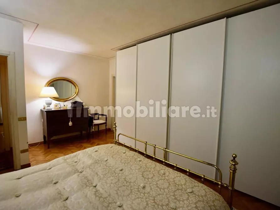 Immagine 32 di Villa in vendita  a Pontedera