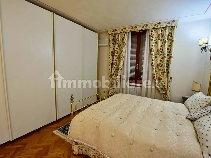 Immagine 31 di Villa in vendita  a Pontedera