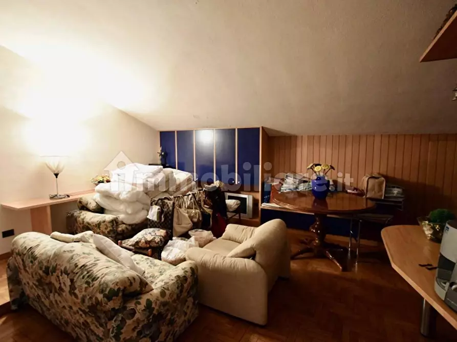 Immagine 48 di Villa in vendita  a Pontedera