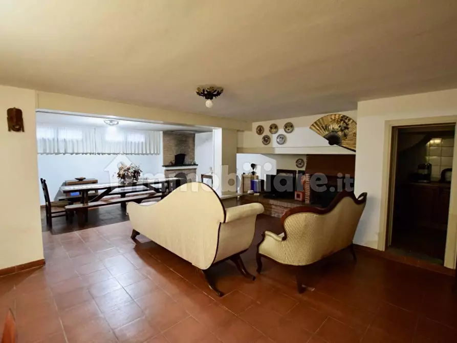 Immagine 39 di Villa in vendita  a Pontedera