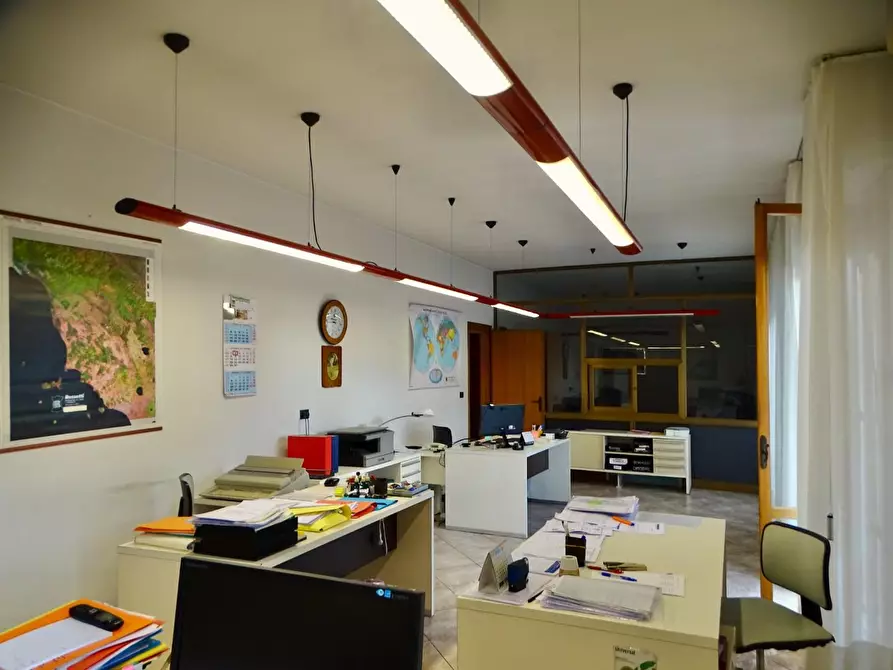 Immagine 5 di Ufficio in vendita  a Santa Croce Sull'arno