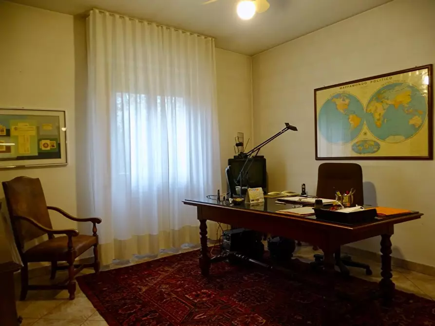 Immagine 10 di Ufficio in vendita  a Santa Croce Sull'arno