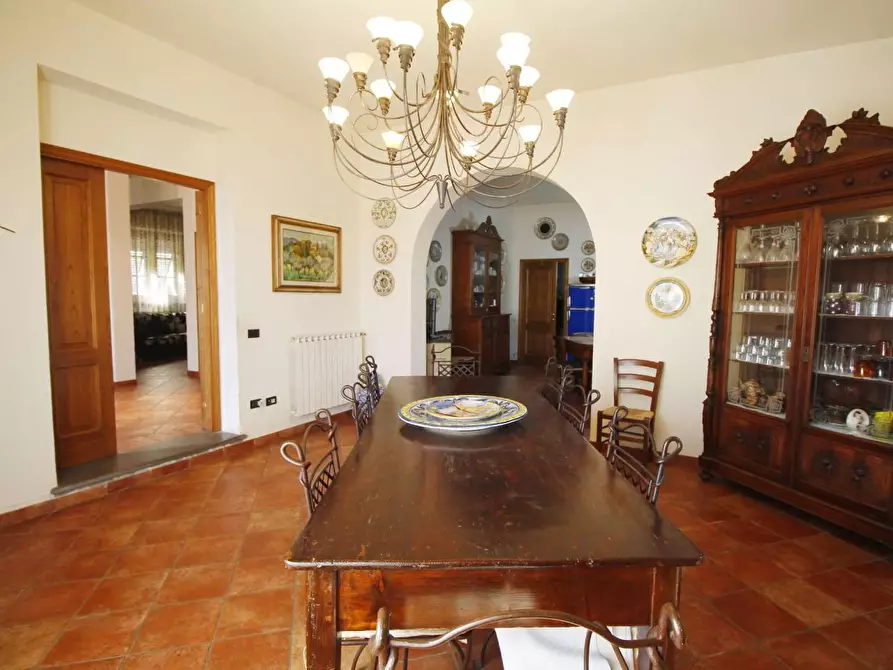 Immagine 20 di Casa colonica in vendita  a Empoli