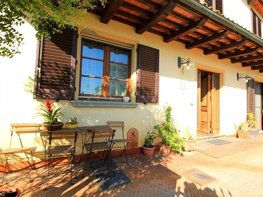 Immagine 28 di Casa colonica in vendita  a Empoli