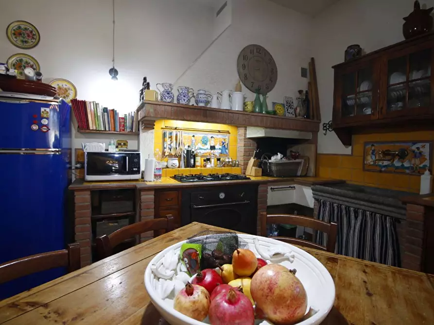 Immagine 22 di Casa colonica in vendita  a Empoli