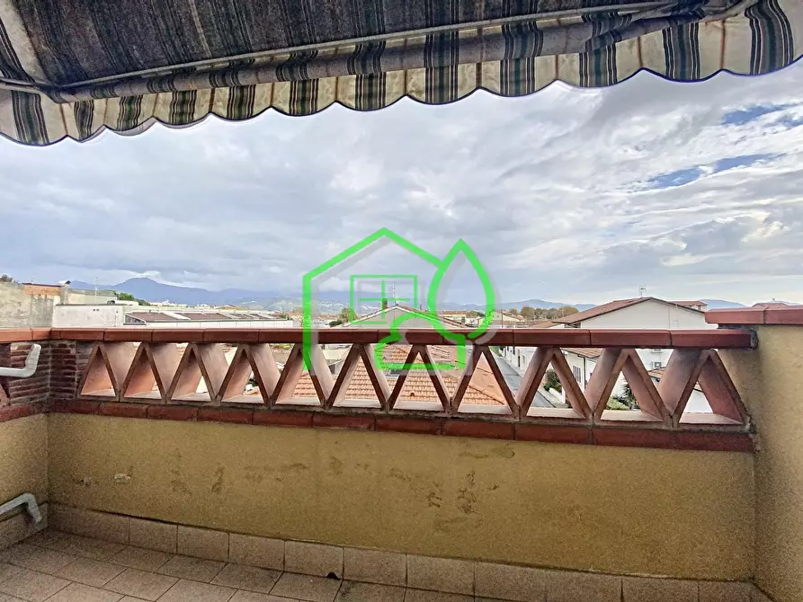 Immagine 31 di Villetta a schiera in vendita  a Viareggio