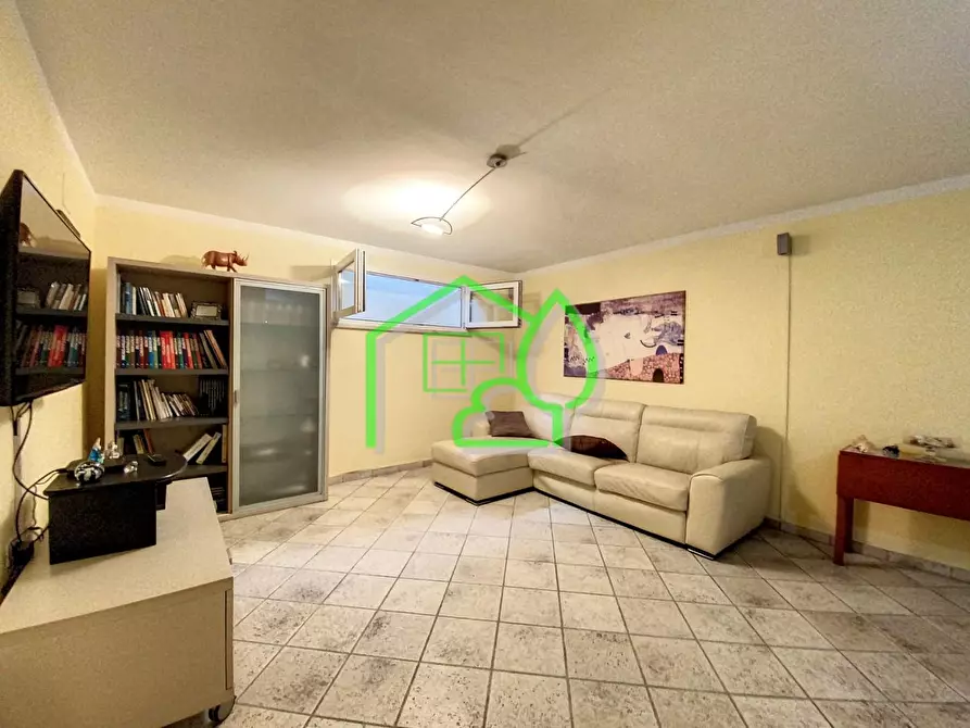 Immagine 9 di Villetta a schiera in vendita  a Viareggio