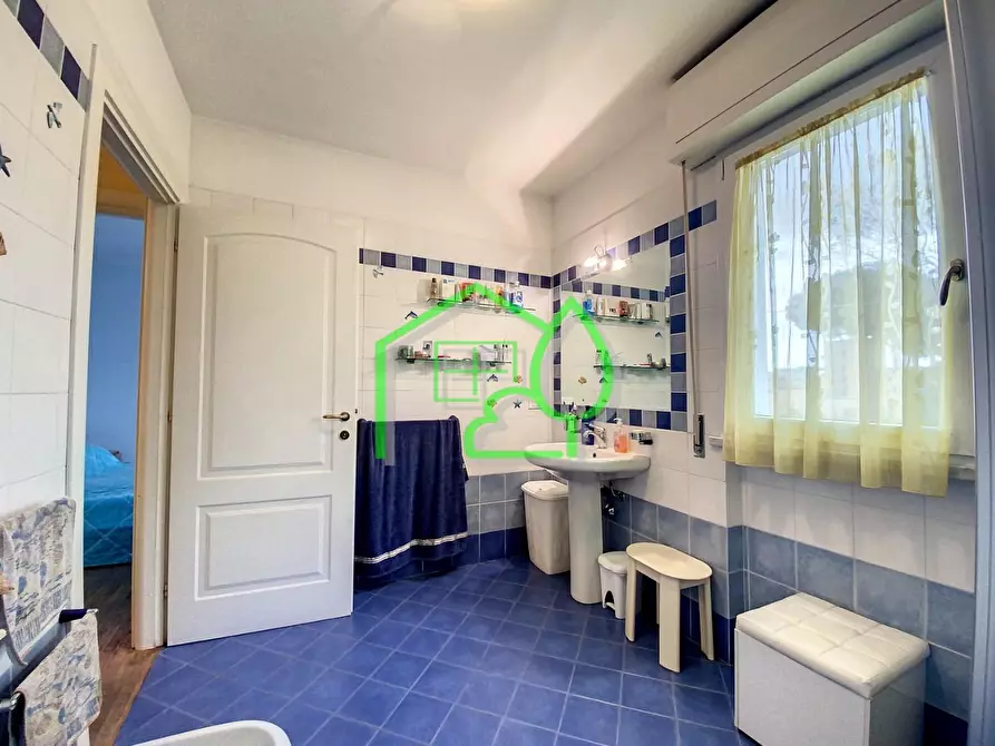 Immagine 20 di Villetta a schiera in vendita  a Viareggio