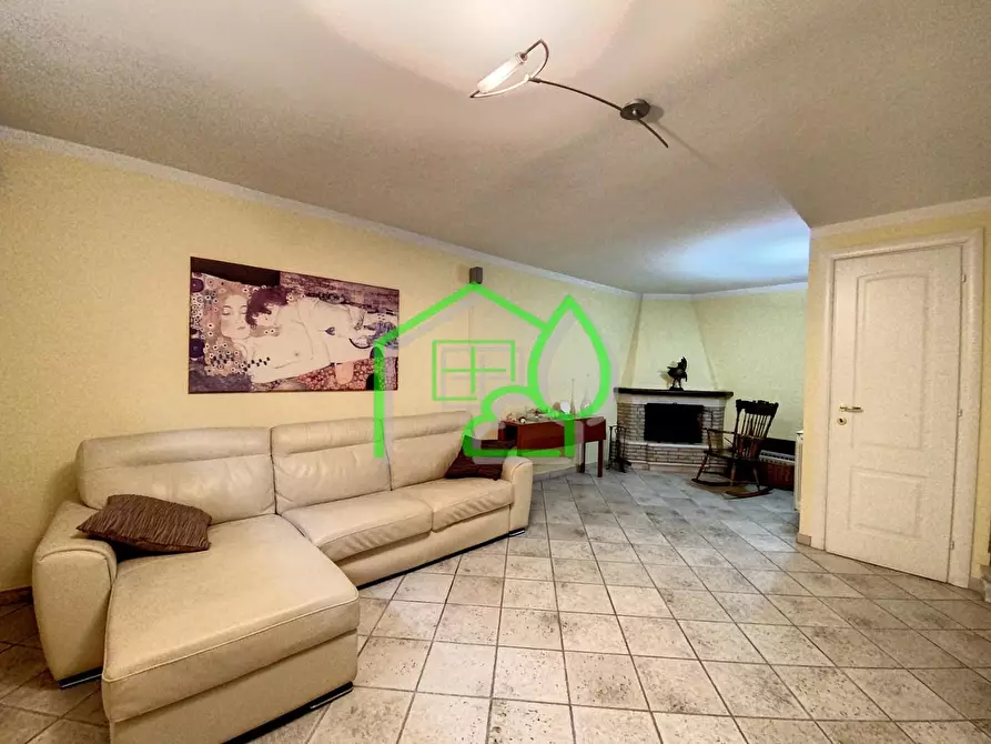 Immagine 14 di Villetta a schiera in vendita  a Viareggio