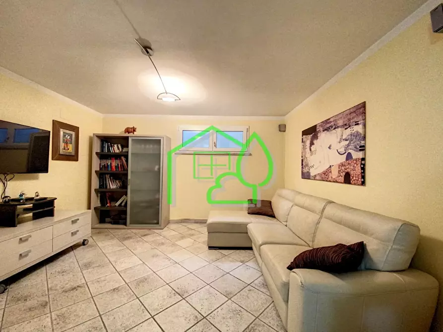 Immagine 10 di Villetta a schiera in vendita  a Viareggio