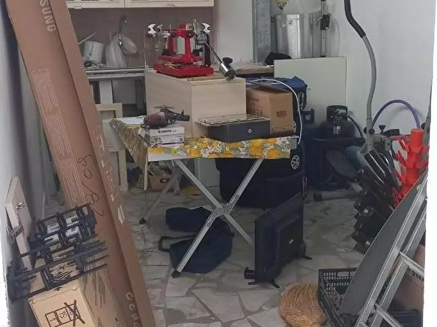 Immagine 23 di Appartamento in vendita  a Carrara