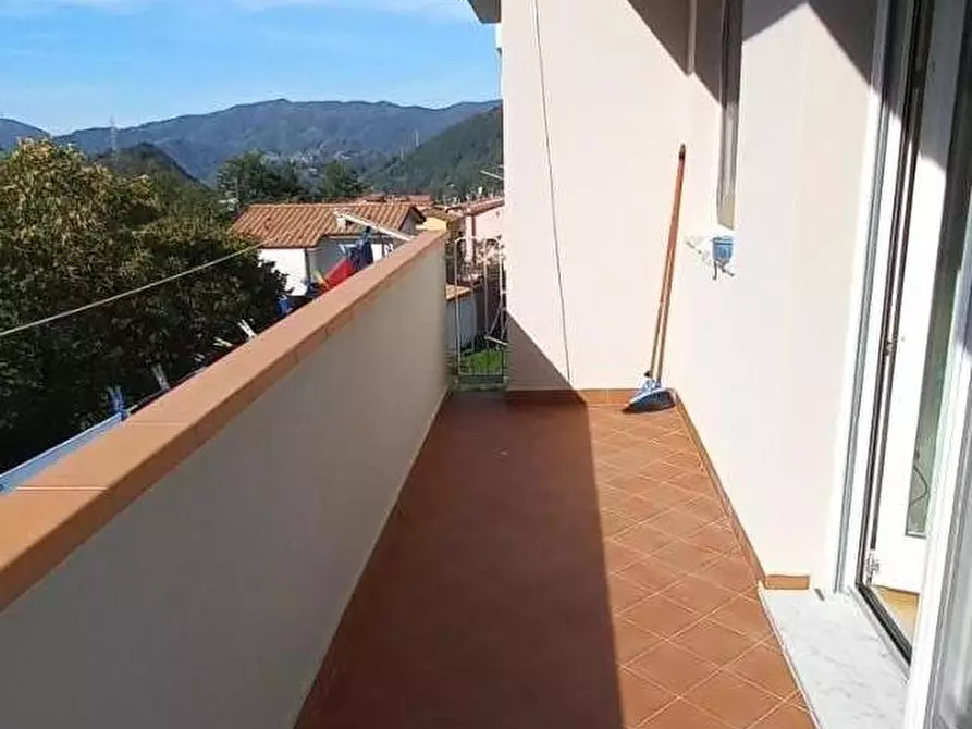 Immagine 21 di Appartamento in vendita  a Carrara