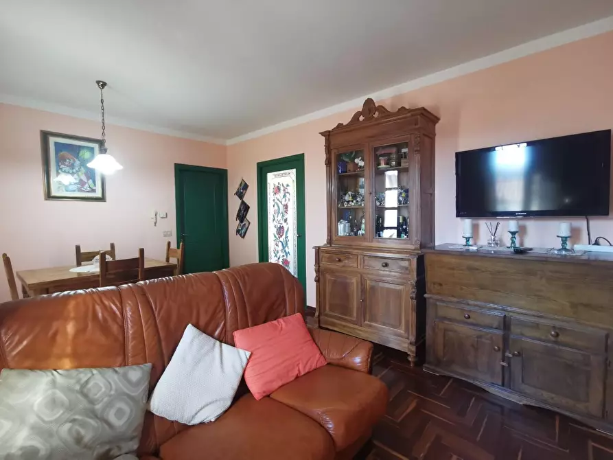 Immagine 2 di Appartamento in vendita  a Santa Maria A Monte