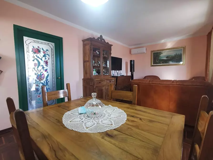 Immagine 4 di Appartamento in vendita  a Santa Maria A Monte