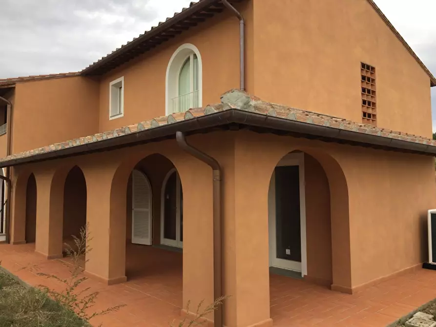 Immagine 6 di Villetta a schiera in vendita  a Calcinaia