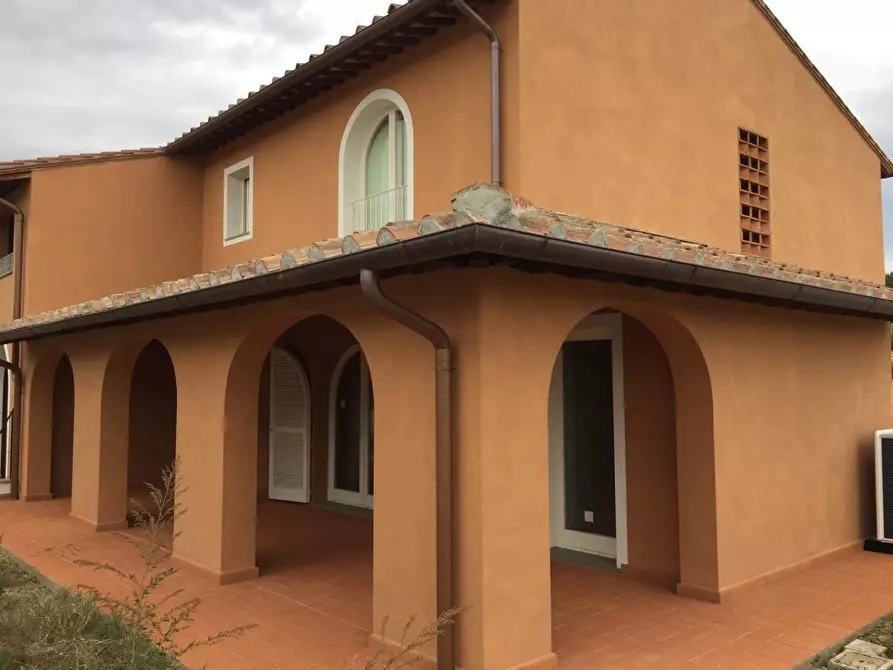 Immagine 7 di Villetta a schiera in vendita  a Calcinaia