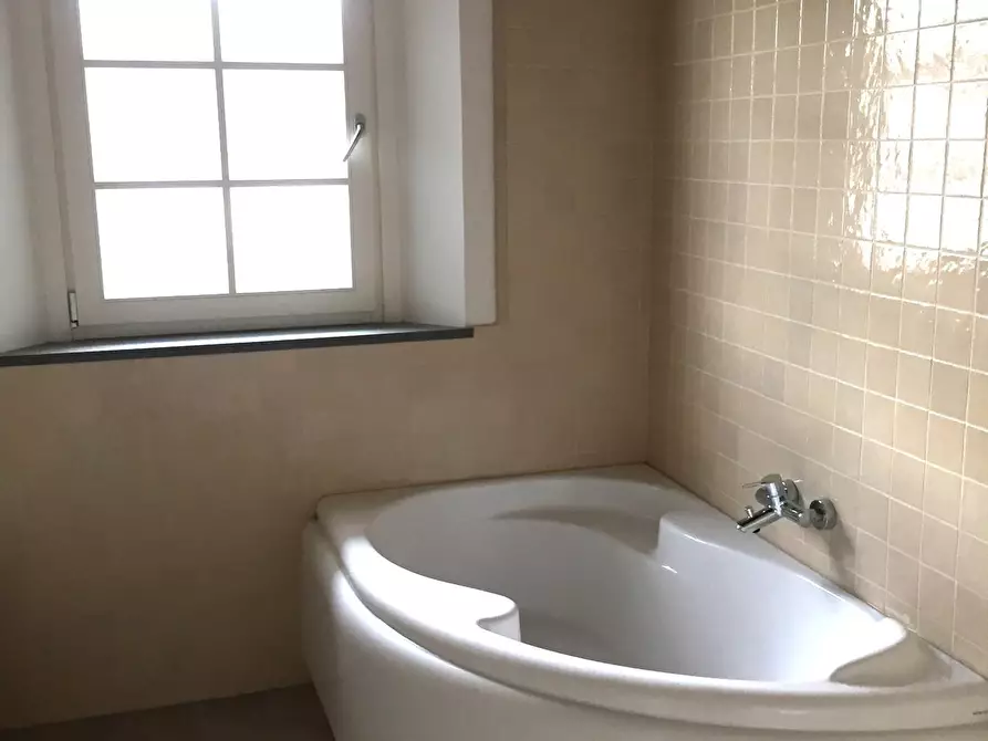 Immagine 21 di Villetta a schiera in vendita  a Calcinaia