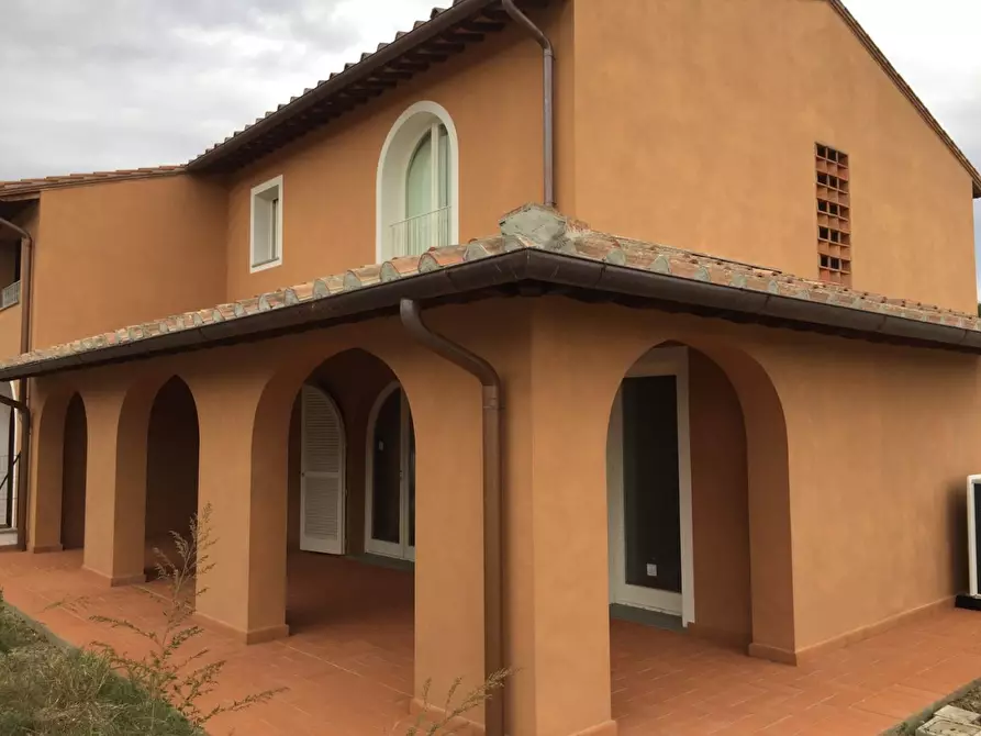 Immagine 4 di Villetta a schiera in vendita  a Calcinaia