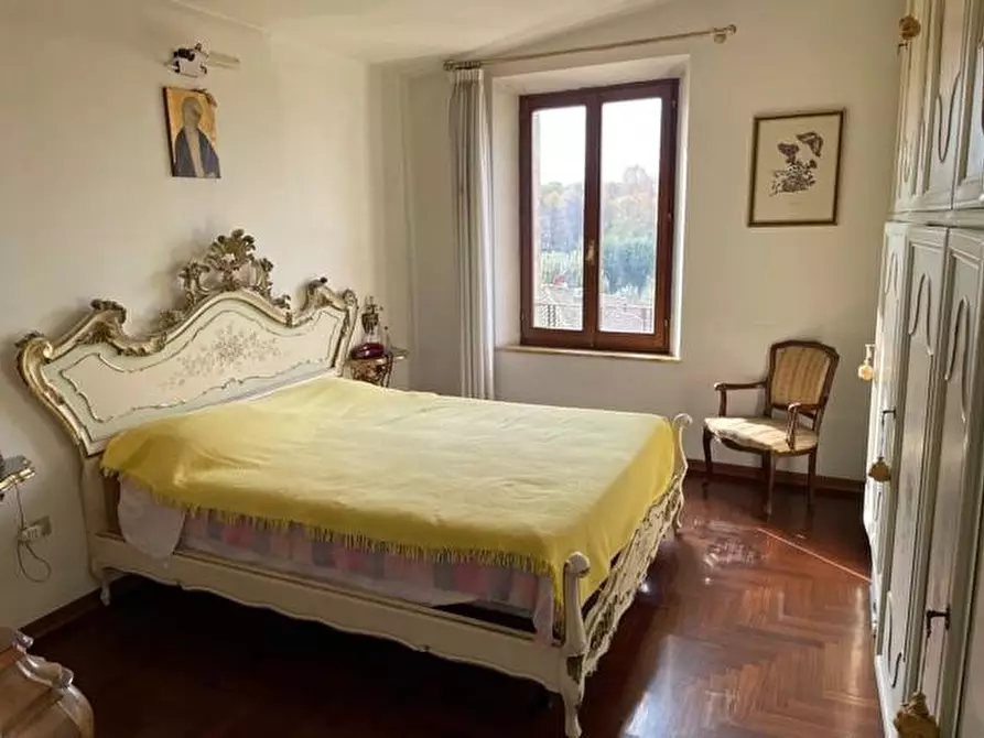 Immagine 6 di Appartamento in vendita  a Siena