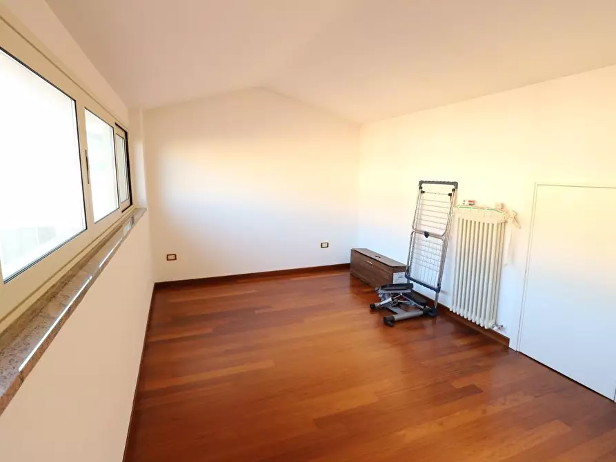 Immagine 20 di Casa indipendente in vendita  a Pontedera